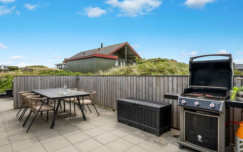 Waldar - from the Sea: Dak, Huis, Huis, Verblijf, Deur, Siding, Dek, Veranda, Plank, Hardwood