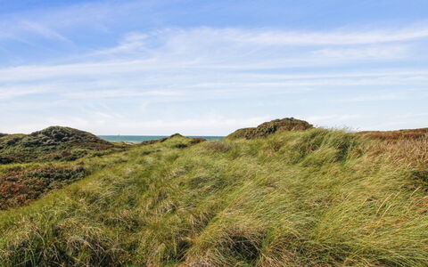 Gebko - 150M from the Sea: Dak, Huis, Deur, Verblijf, Schaduw, Siding, Werf, Landgoed, Backyard
