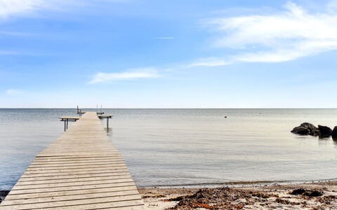 Cajsa - 200M from the Sea: Dak, Huis, Huis, Verblijf, Siding, Landgoed, Oprit, Garden Gebouwen, Werf, Schuur