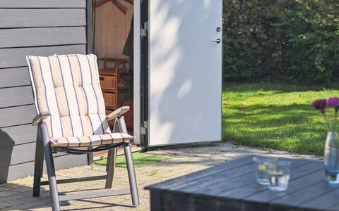 Imma - from the Sea: Meubilair, Interieur Ontwerp, Flooring, Hout, Verdieping, Plafond, Houten Vloer, Stoel, Tafel, Verlichting