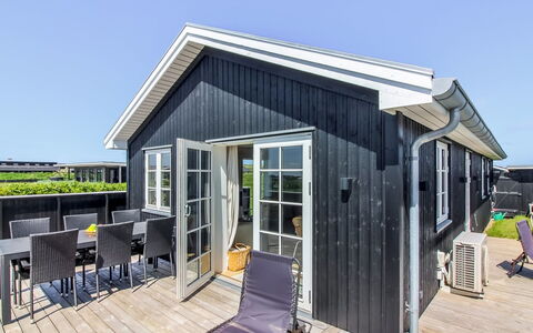 Sanni - 225M from the Sea: Toevlucht, Schaduw, Plank, Dek, Balkon, Gang, Hotel