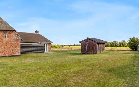 Haralde: Lucht, Gras, Grasland, Plain, Dak, Landelijk Gebied, Architectuur, Huis, Land Lot, Verblijf