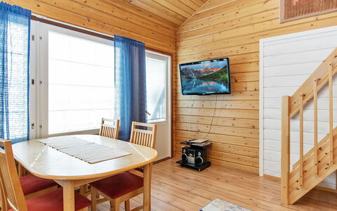 Hirvasaho B 1: Hout, Siding, Verblijf, Huis, Huis, Plank, Garden Gebouwen, Blokhut, Hardwood, Veranda