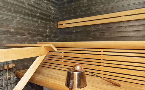 Hirvasaho B 1: Hout, Siding, Verblijf, Huis, Huis, Plank, Garden Gebouwen, Blokhut, Hardwood, Veranda
