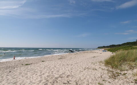 Helmi - 1Km from the Sea: Lucht, Blauw, Strand, Kust, Kust En Oceanic Landvormen, Zee, Kust, Horizon, Zomer