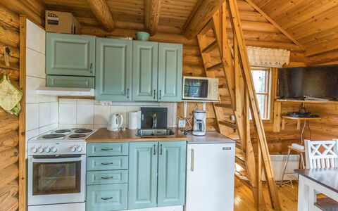 Kuukkelin Tupa 1: Hout, Flooring, Meubilair, Verdieping, Beits, Blokhut, Hardwood, Plafond, Verblijf, Keuken