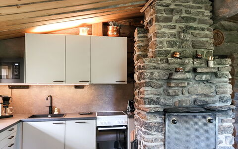Kelokoto: Muur, Interieur Ontwerp, Flooring, Hout, Keuken, Plafond, Meubilair, Verdieping, Kamer, Countertop