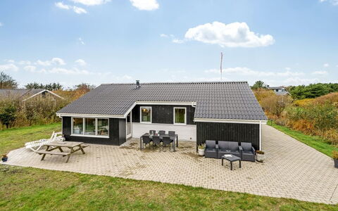 Eloise - 400M from the Sea: Verblijf, Schuur, Hut, Boerderij, Prairie, Keet, Schuur, Blokhut, Garden Gebouwen