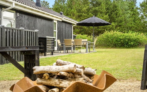 Rekke - 300M to the Fjord: Land Lot, Tuin, Verblijf, Gazon, Backyard, Landscaping, Schaduw, Werf, Buitenmeubels, Ontwerp