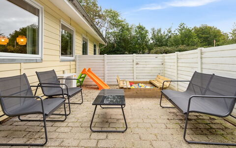 Viljo - 30Km from the Sea: Meubilair, Buitenmeubels, Stoel, Tafel, Buitentafel, Tuin, Bank, Beits, Koffietafel, Patio