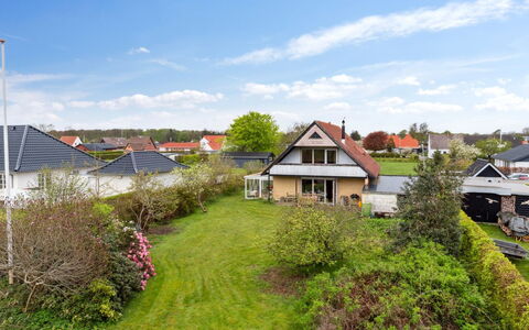 Othinkarl - 1Km from the Sea: Gras, Grasland, Landschap, Ecoregio, Plain, Plantengemeenschap, Land Lot, Buitenmeubels, Prairie, Shrubland