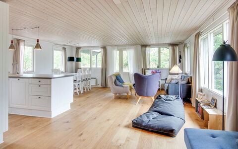 Aleko - 2.5Km from the Sea: Gras, Grasland, Landschap, Ecoregio, Plain, Plantengemeenschap, Land Lot, Buitenmeubels, Prairie, Shrubland