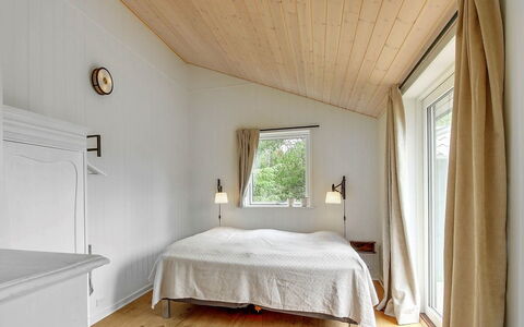 Aleko - 2.5Km from the Sea: Gras, Grasland, Landschap, Ecoregio, Plain, Plantengemeenschap, Land Lot, Buitenmeubels, Prairie, Shrubland
