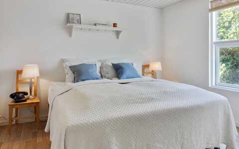 Thorgny - 900M from the Sea: Plafond, Flooring, Interieur Ontwerp, Verdieping, Samengesteld Materiaal, Meubilair, Toevlucht, Hotel, Ontwerp, Daylighting