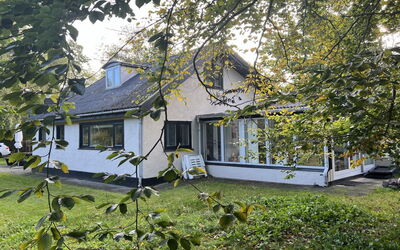 Kirsi - 200M from the Sea
