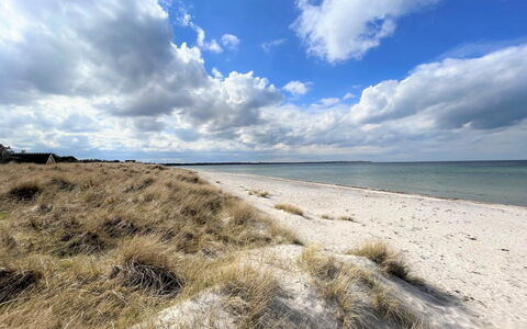 Alessandra - 175M from the Sea: Meubilair, Interieur Ontwerp, Flooring, Hout, Verdieping, Plafond, Houten Vloer, Stoel, Tafel, Verlichting
