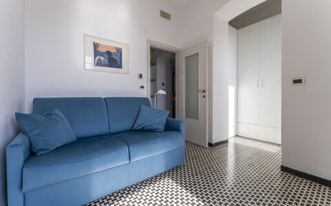 A Due Passi da Camogli 2, Seaview, Wifi: Fotolijst, Eigendom, Meubilair, Bankstel, Comfort, Deur, Interieur Ontwerp, Flooring, Verdieping