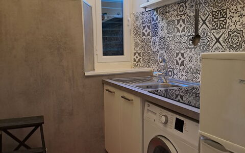 A Due Passi da Camogli, Seaview with Terrace, Wifi: Wasruimte, Wasdroger, Wasmachine, Eigendom, Laundry, Huishoudapparatuur, Interieur Ontwerp, Verdieping, Flooring, Major Appliance