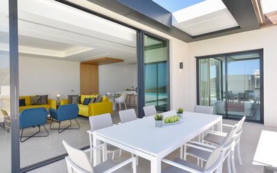 Accommodatie:&nbsp;Sunset 12Pax 1001.1