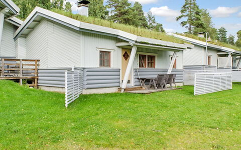 Kulta-Käkönen 3 by Bomba: Bed, Meubilair, Slaapkamer, Interieur Ontwerp, Bedding, Laken, Flooring, Hout, Verdieping, Kamer
