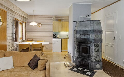 Kulta-Käkönen 3 by Bomba: Bed, Meubilair, Slaapkamer, Interieur Ontwerp, Bedding, Laken, Flooring, Hout, Verdieping, Kamer