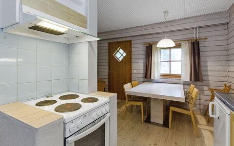 Kulta-Käkönen 3 by Bomba: Bed, Meubilair, Slaapkamer, Interieur Ontwerp, Bedding, Laken, Flooring, Hout, Verdieping, Kamer
