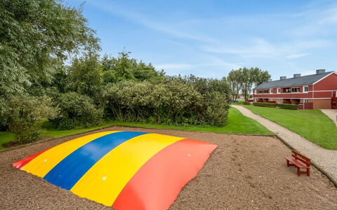 Alvy - 100M to the Fjord: Plafond, Flooring, Interieur Ontwerp, Verdieping, Samengesteld Materiaal, Meubilair, Toevlucht, Hotel, Ontwerp, Daylighting