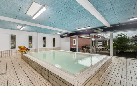 Alvy - 100M to the Fjord: Plafond, Flooring, Interieur Ontwerp, Verdieping, Samengesteld Materiaal, Meubilair, Toevlucht, Hotel, Ontwerp, Daylighting