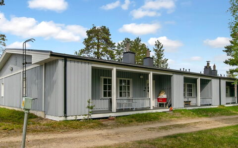 Saariseläntie 8 e 2 Äijälä: Waterweg, Bank, Waterloop, Meer, Verblijf, Woud, Kanaal, Reservoir, Blokhut