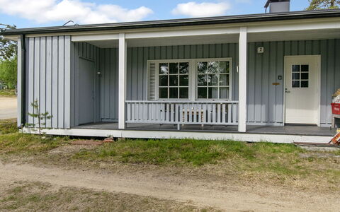 Saariseläntie 8 e 2 Äijälä: Hout, Sneeuw, Winter, Verblijf, Freezing, Huis, Blokhut, Lariks, Siding