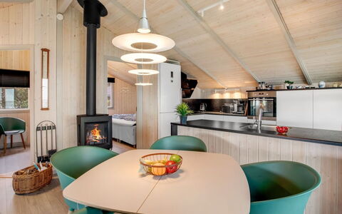 Holmwith - 50M from the Sea: Plafond, Flooring, Interieur Ontwerp, Verdieping, Samengesteld Materiaal, Meubilair, Toevlucht, Hotel, Ontwerp, Daylighting