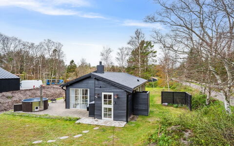 Elizabeta - 175M from the Sea: Thatching, Verblijf, Huis, Dak, Huis, Boerderij, Hut, Landgoed, Dorp