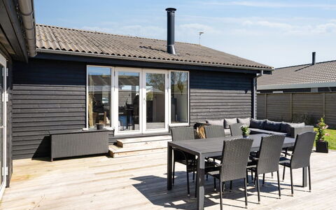 Elisabeta - 60M from the Sea: Huis, Verblijf, Veranda, Siding, Boerderij, Outdoor Structuur