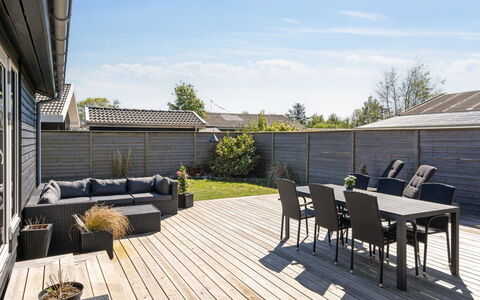 Elisabeta - 60M from the Sea: Huis, Verblijf, Veranda, Siding, Boerderij, Outdoor Structuur