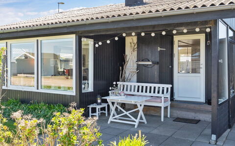 Elisabeta - 60M from the Sea: Huis, Verblijf, Veranda, Siding, Boerderij, Outdoor Structuur