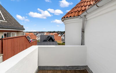 Edmond - 150M from the Sea