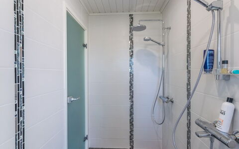 Villa Aura: Hout, Verblijf, Huis, Blokhut, Timmerhout, Siding, Hardwood, Natuurlijk Materiaal, Garden Gebouwen, Hut