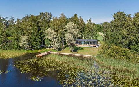 Villa Aura: Hout, Verblijf, Huis, Blokhut, Timmerhout, Siding, Hardwood, Natuurlijk Materiaal, Garden Gebouwen, Hut