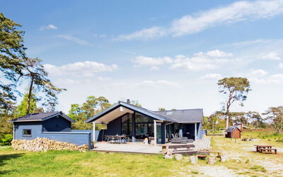 Windelgard - 140M from the Sea