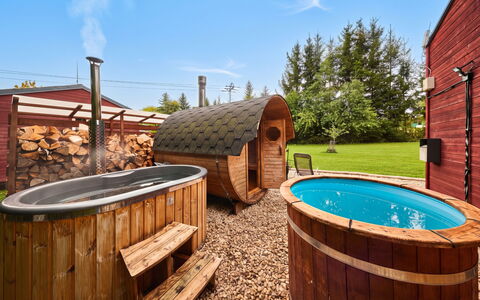 Pod Liščím Kopcem 2+2: Samengesteld Materiaal, Beits, Blokhut, Toevlucht, Werf, Zwembad, Hardwood, Backyard, Garden Gebouwen