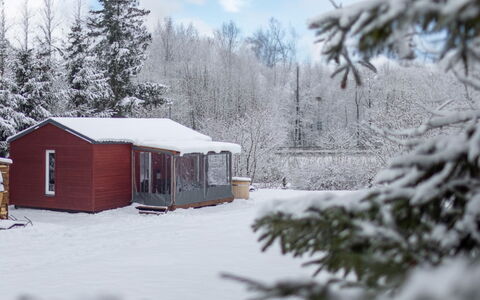 Pod Liščím Kopcem 2+2: Sneeuw, Wolk, Lucht, Fabriek, Gebouw, Venster, Huis, Boom, Natuurlijk Landschap, Lariks
