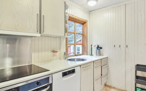 Muriel - 1.1Km from the Sea: Hout, Keuken, Major Appliance, Toestel Van De Keuken, Flooring, Interieur Ontwerp, Cabinetry, Plafond, Verdieping, Countertop