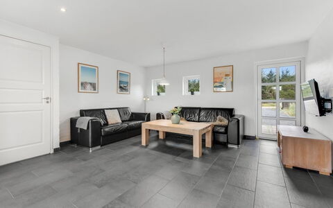 Axeline - 300M from the Sea: Huis, Huis, Verblijf, Landgoed, Werf, Boerderij, Siding, Garden Gebouwen, Veranda