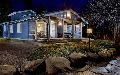 Ilotupa: Hout, Verblijf, Huis, Huis, Deur, Hardwood, Garden Gebouwen, Beits, Blokhut, Plank