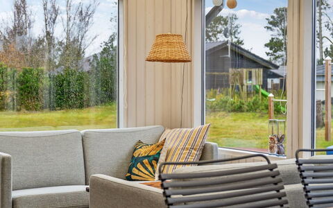 Ubavka - 200M from the Sea: Hout, Huis, Veranda, Dek, Hardwood, Dak, Beits, Houten Vloer, Eco Hotel