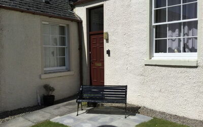 Old Edinburgh Cottage
