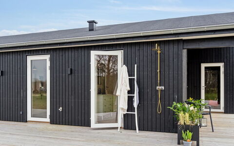 Ferdine - 1.5Km from the Sea: Zwembad, Buitenmeubels, Meubilair, Toevlucht, Flagstone, Eco Hotel, Schaduw, Stoel, Vrije Tijd, Landgoed