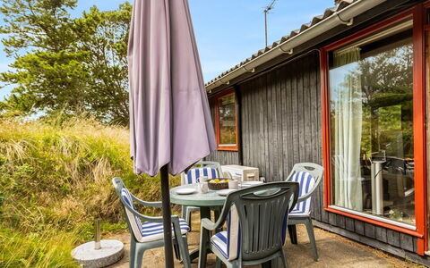 Vemund - 300M from the Sea: Gras, Grasland, Land Lot, Verblijf, Landelijk Gebied, Weide, Garden Gebouwen, Tuin, Schuur