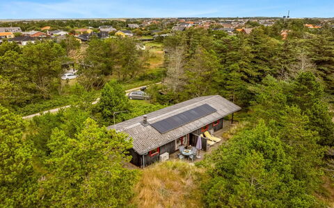 Vemund - 300M from the Sea: Gras, Grasland, Land Lot, Verblijf, Landelijk Gebied, Weide, Garden Gebouwen, Tuin, Schuur