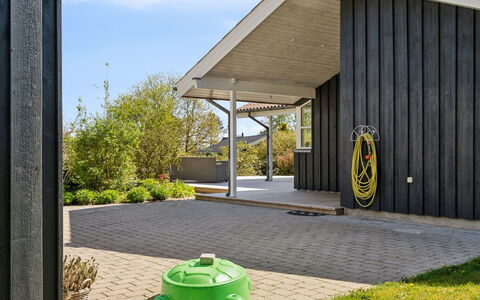 Harald - 300M from the Sea: Plafond, Flooring, Interieur Ontwerp, Verdieping, Samengesteld Materiaal, Meubilair, Toevlucht, Hotel, Ontwerp, Daylighting